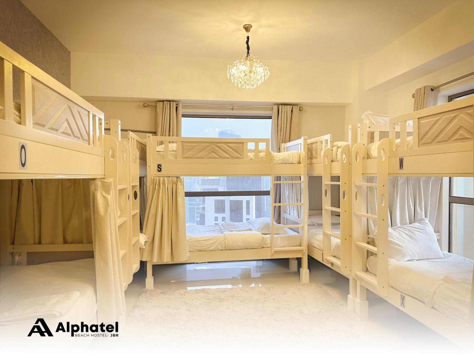 Alphatel Beach Hostel Jbr Dubai Exterior foto